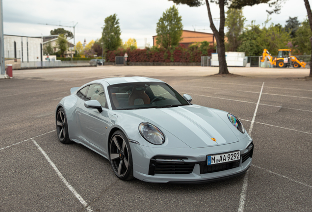Porsche 992 Sport Classic