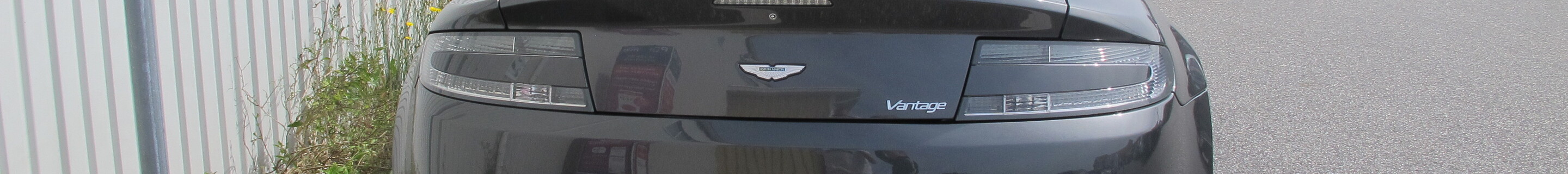 Aston Martin V8 Vantage