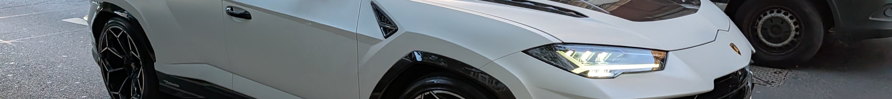 Lamborghini Urus Performante