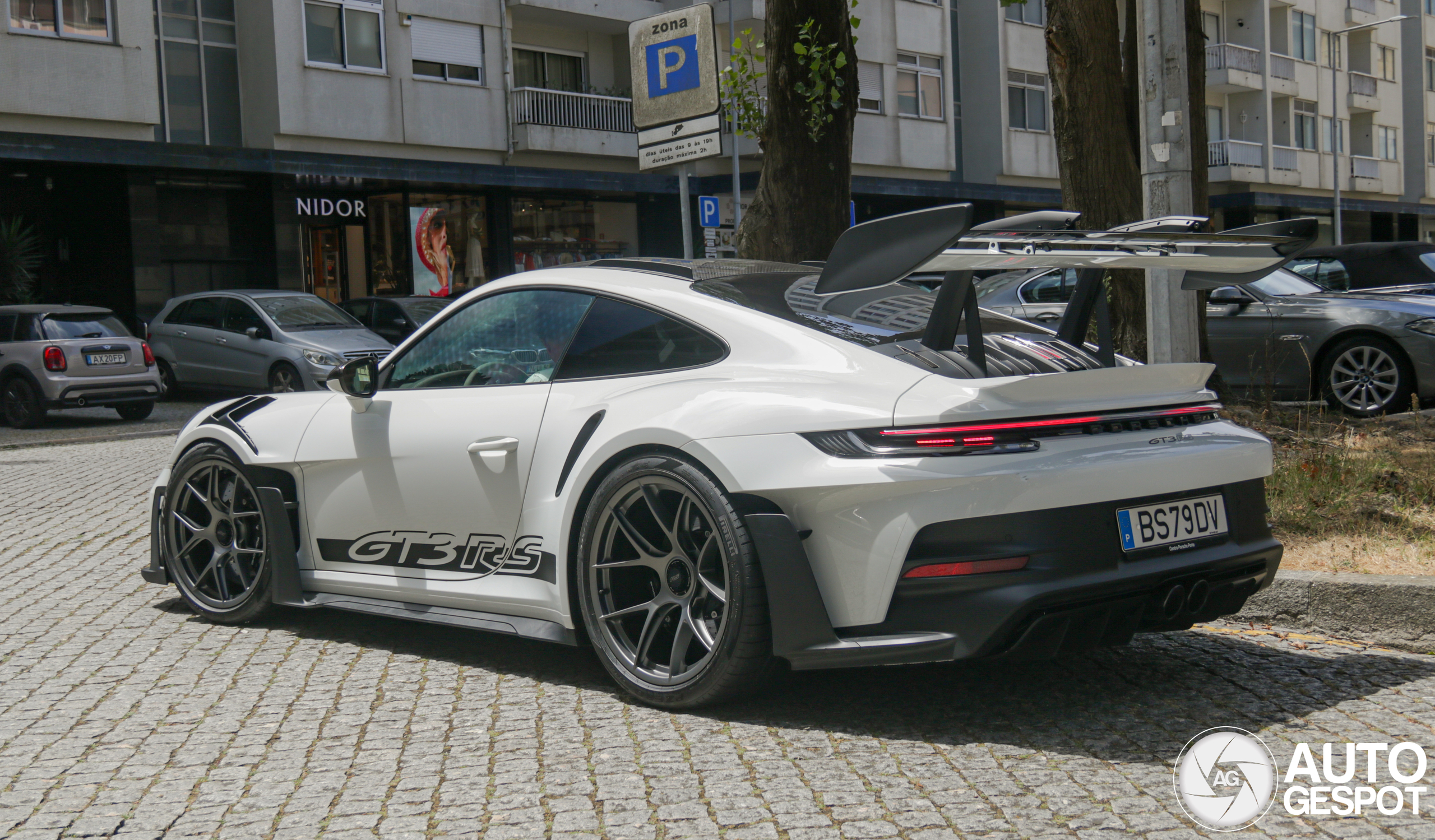 Porsche 992 GT3 RS MkI Weissach Package