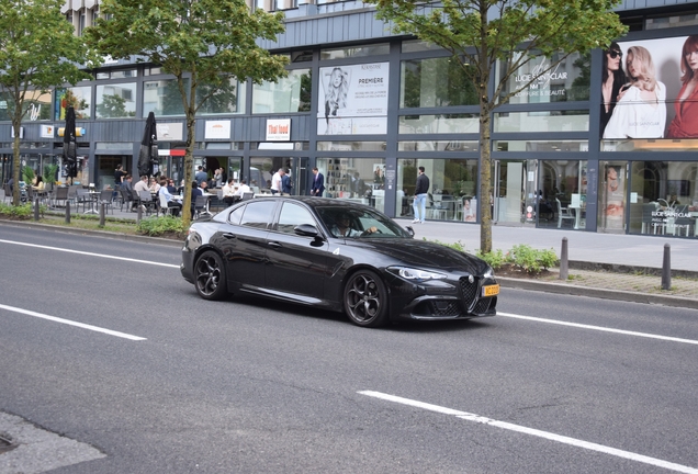 Alfa Romeo Giulia Quadrifoglio 2023