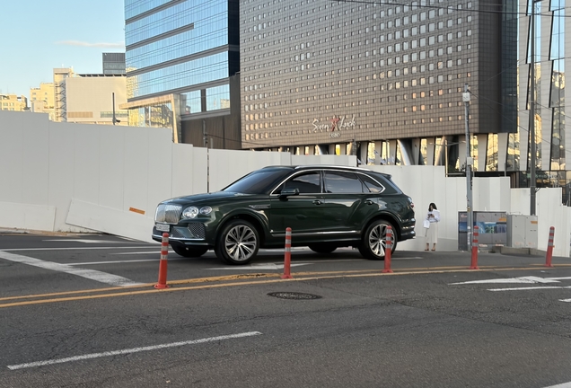 Bentley Bentayga Azure 2024
