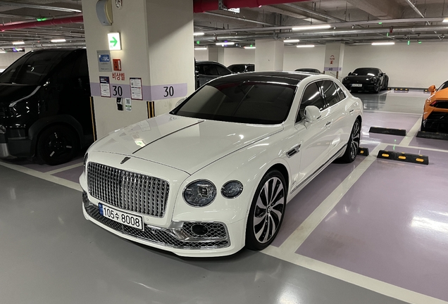 Bentley Flying Spur V8 2021