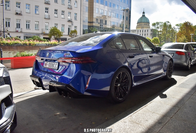BMW M5 G90