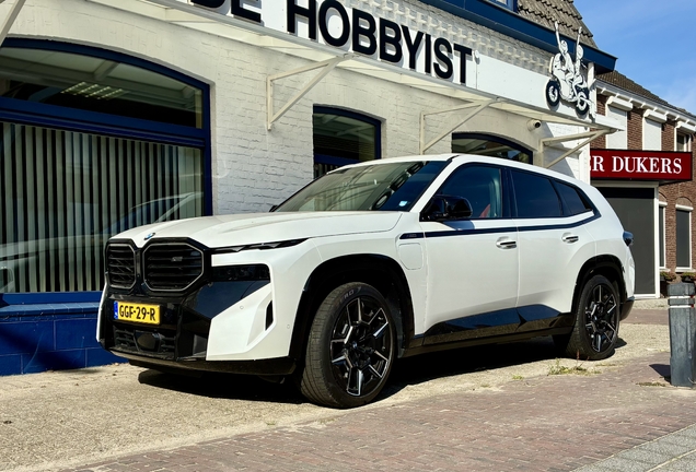 BMW XM G09