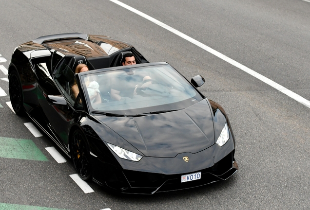 Lamborghini Huracán LP640-4 EVO Spyder