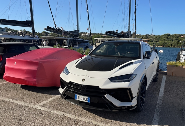 Lamborghini Urus Performante