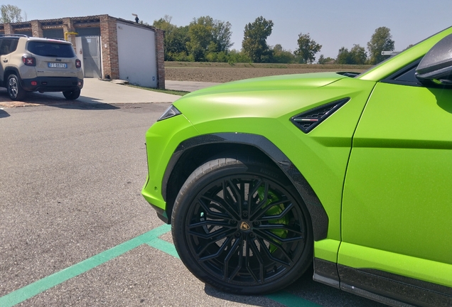 Lamborghini Urus SE