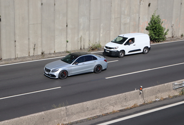 Mercedes-AMG C 63 S W205