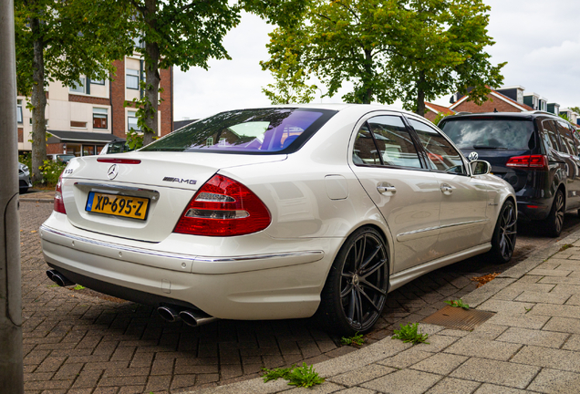 Mercedes-Benz E 55 AMG