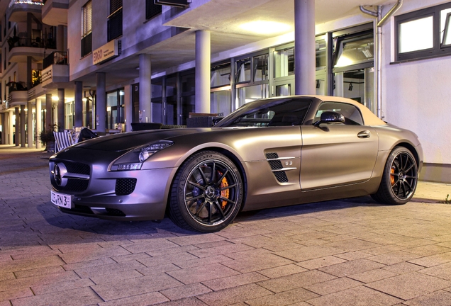 Mercedes-Benz SLS AMG GT Roadster