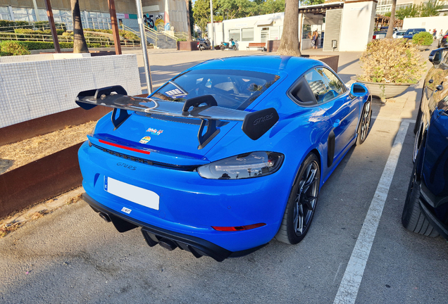 Porsche 718 Cayman GT4 RS