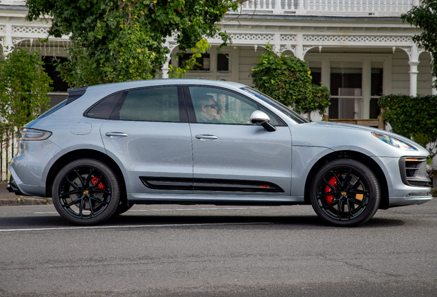 Porsche 95B Macan GTS MkIII