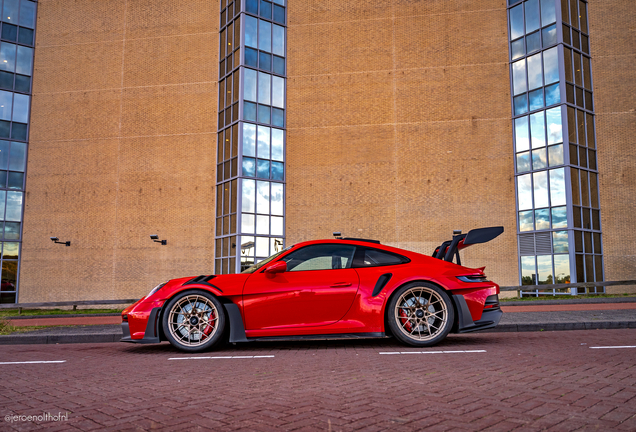 Porsche 992 GT3 RS MkI