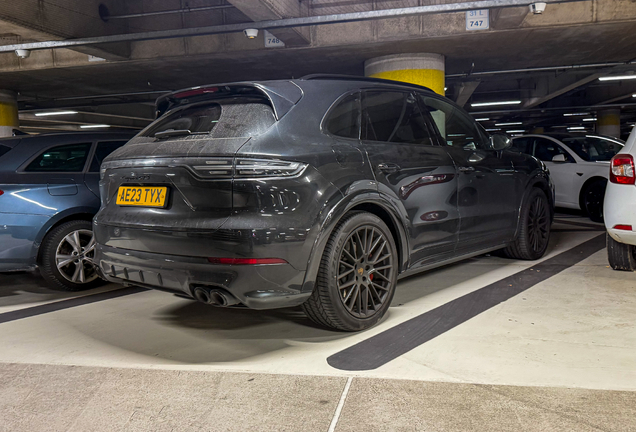 Porsche 9YA Cayenne GTS MkI
