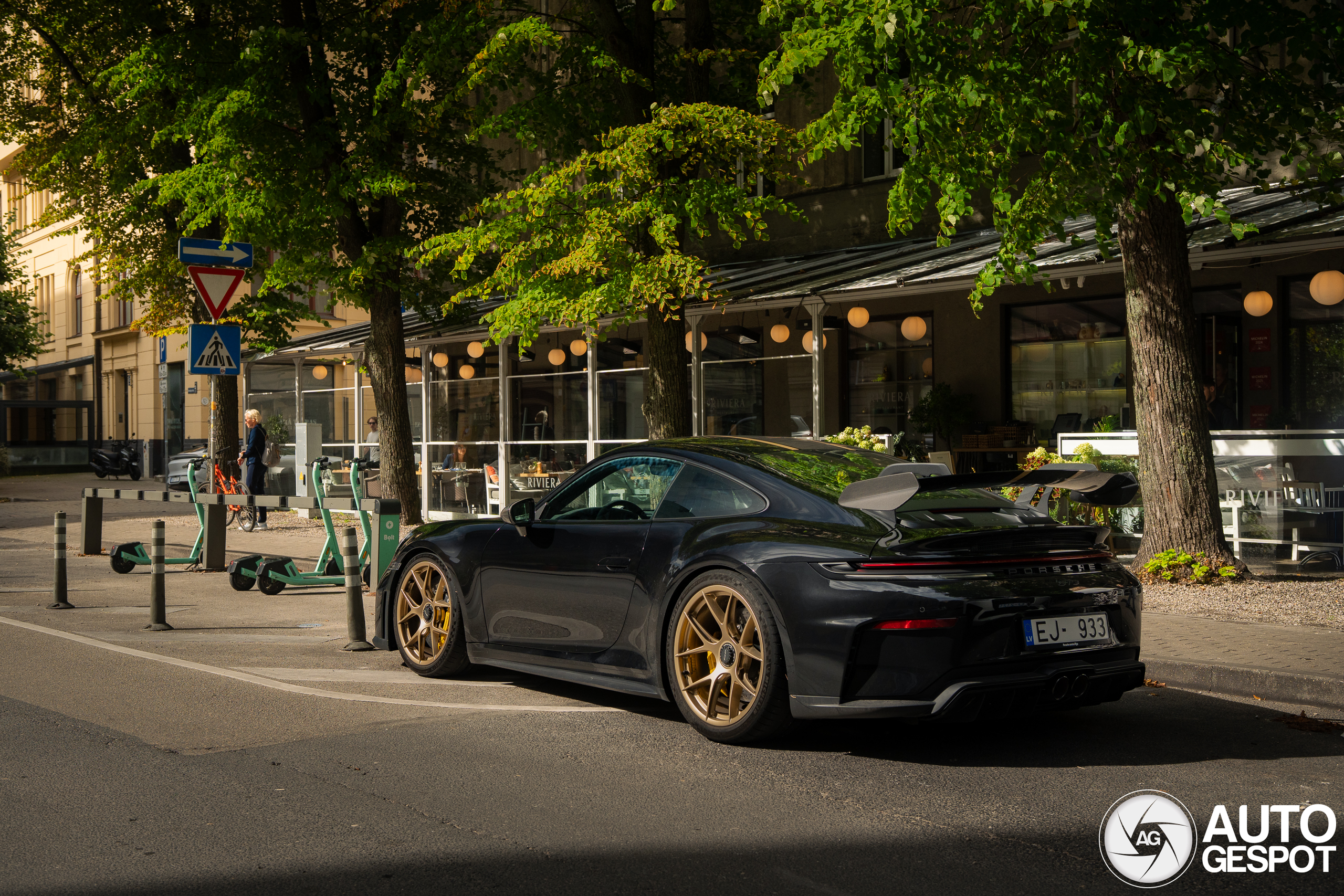 Porsche 992 GT3 MkII Weissach Package