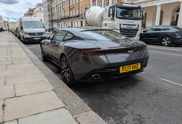 Aston Martin DB11