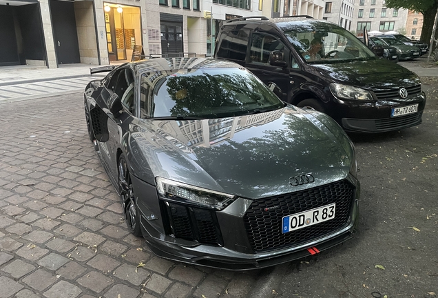Audi R8 V10 Plus 2015