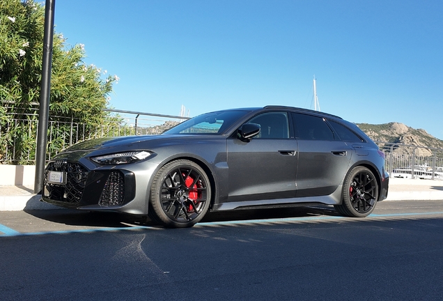 Audi RS5 Avant B10