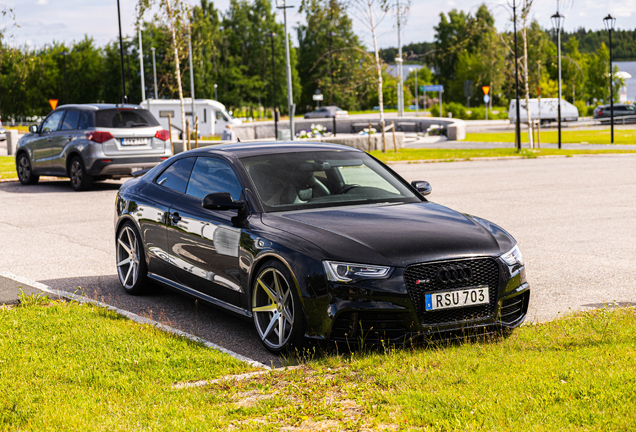 Audi RS5 B8 2012