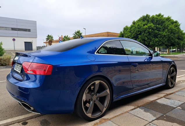 Audi RS5 B8 2012