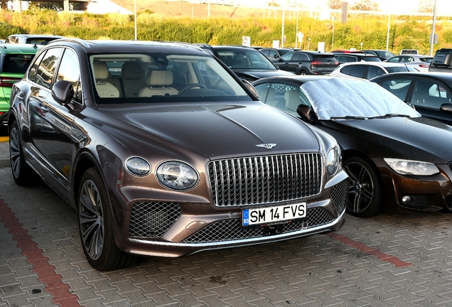 Bentley Bentayga Hybrid 2025 Atelier Edition
