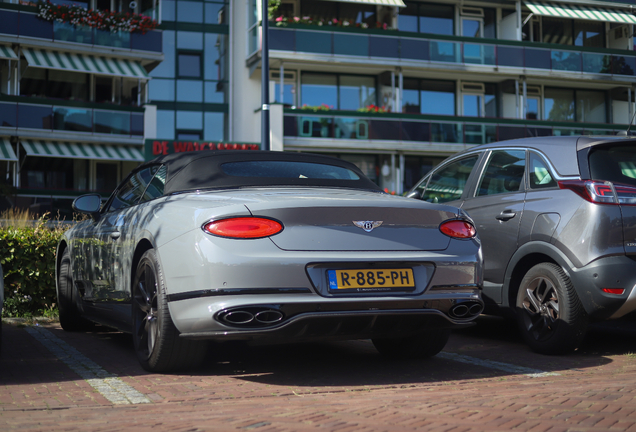 Bentley Continental GTC V8 2020