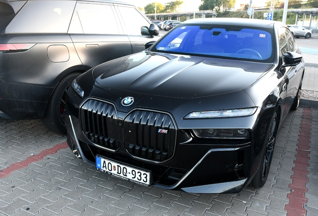 BMW M760e xDrive