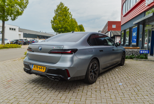 BMW M760e xDrive