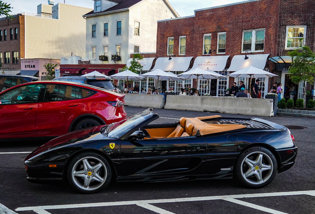 Ferrari F355 Spider