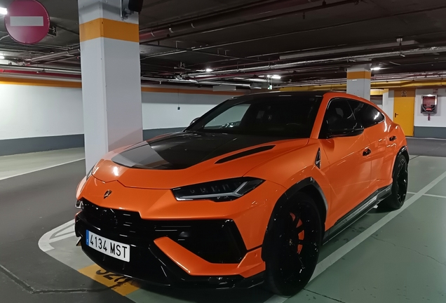 Lamborghini Urus Performante