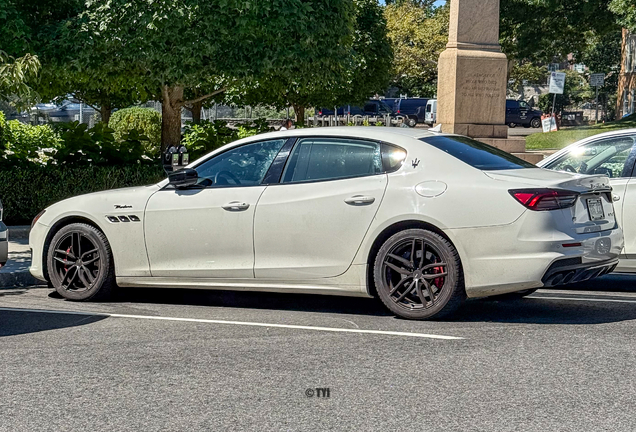 Maserati Quattroporte Modena Q4