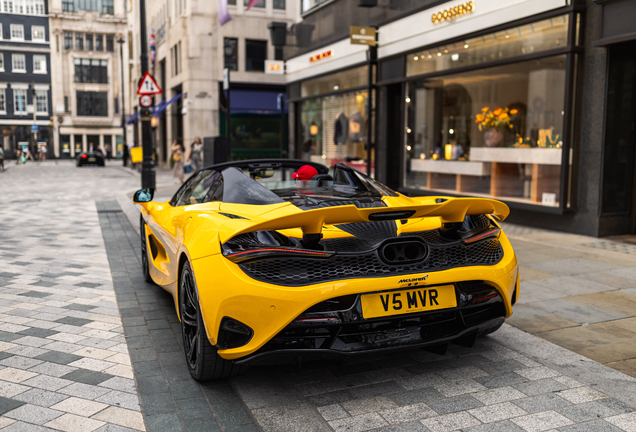 McLaren 750S Spider