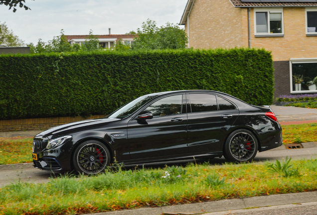 Mercedes-AMG C 63 S W205