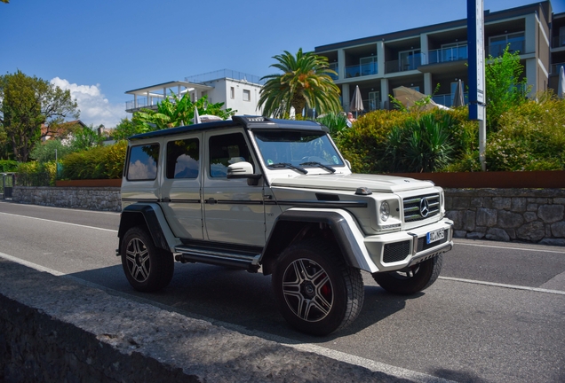Mercedes-Benz G 500 4X4²