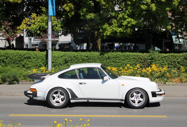 Porsche 930 Turbo
