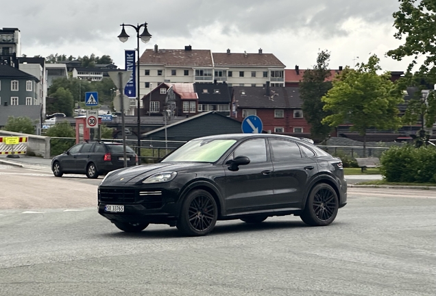 Porsche Cayenne Coupé Turbo E-Hybrid