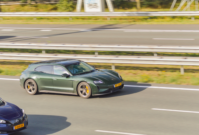 Porsche Taycan Turbo S Sport Turismo MkII