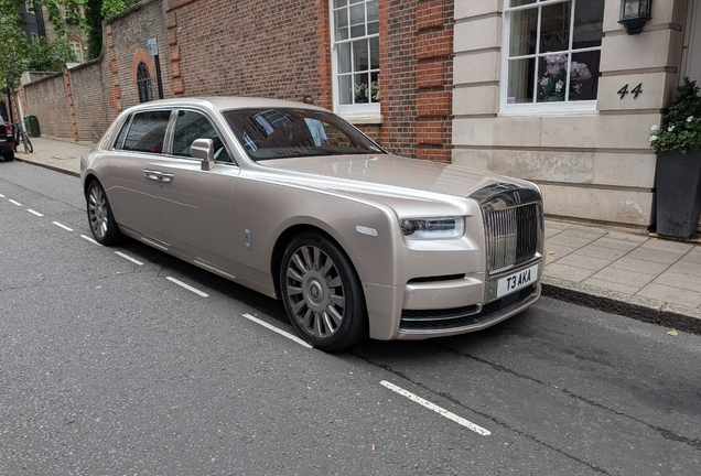 Rolls-Royce Phantom VIII EWB