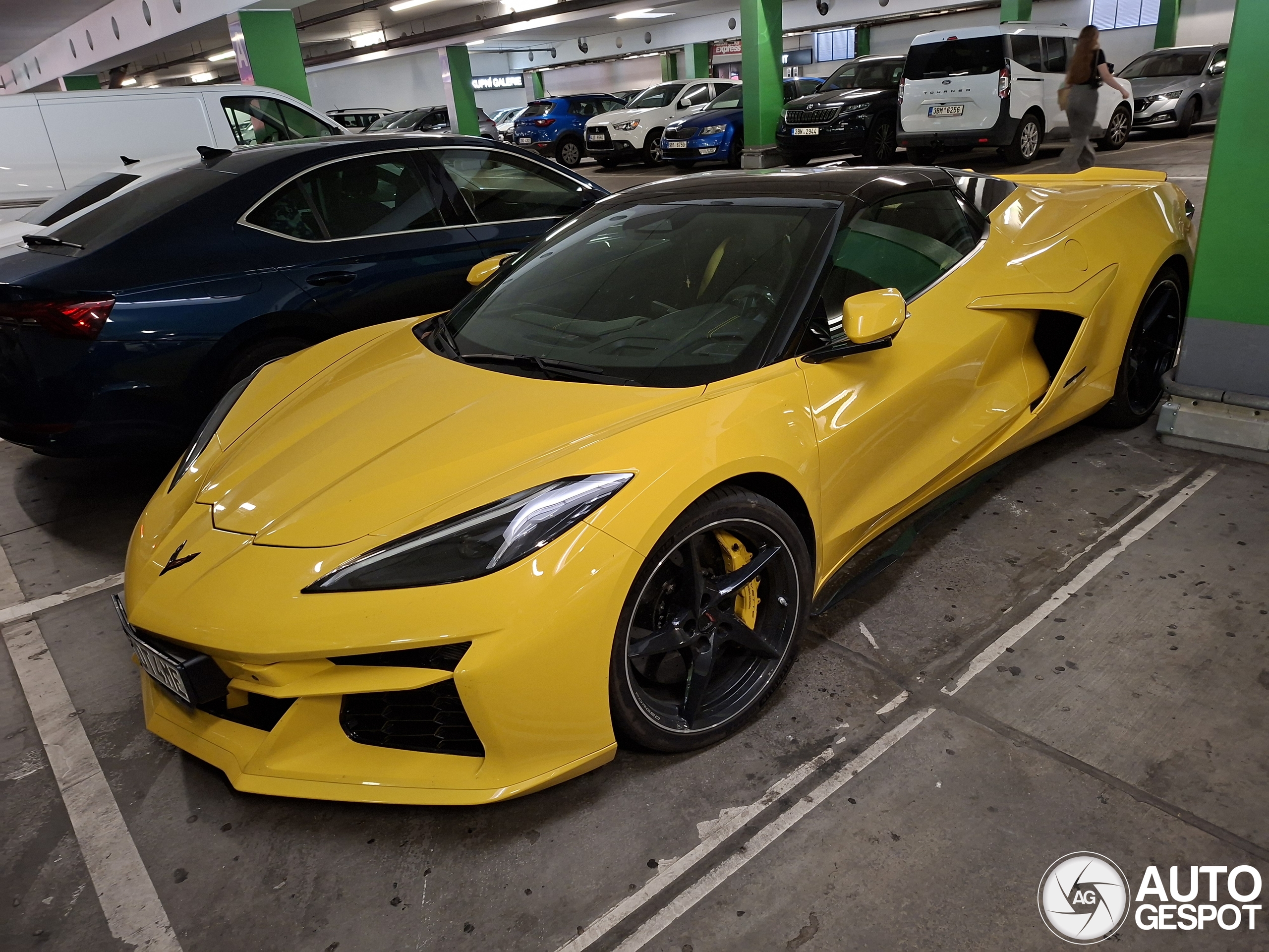 Chevrolet Corvette C8 E-Ray Convertible