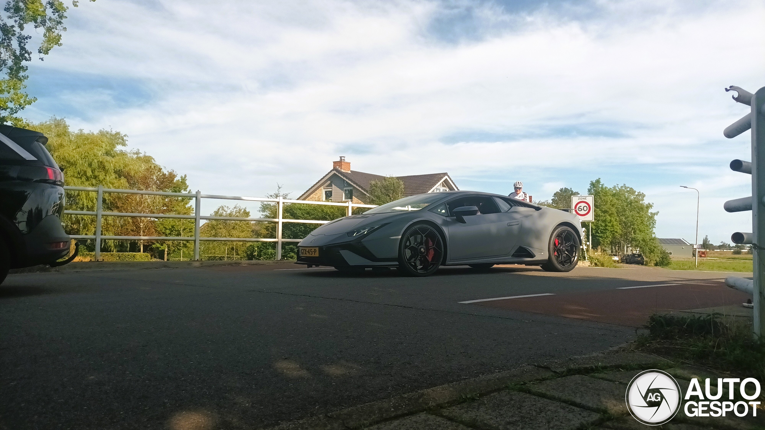 Lamborghini Huracán LP640-2 Tecnica