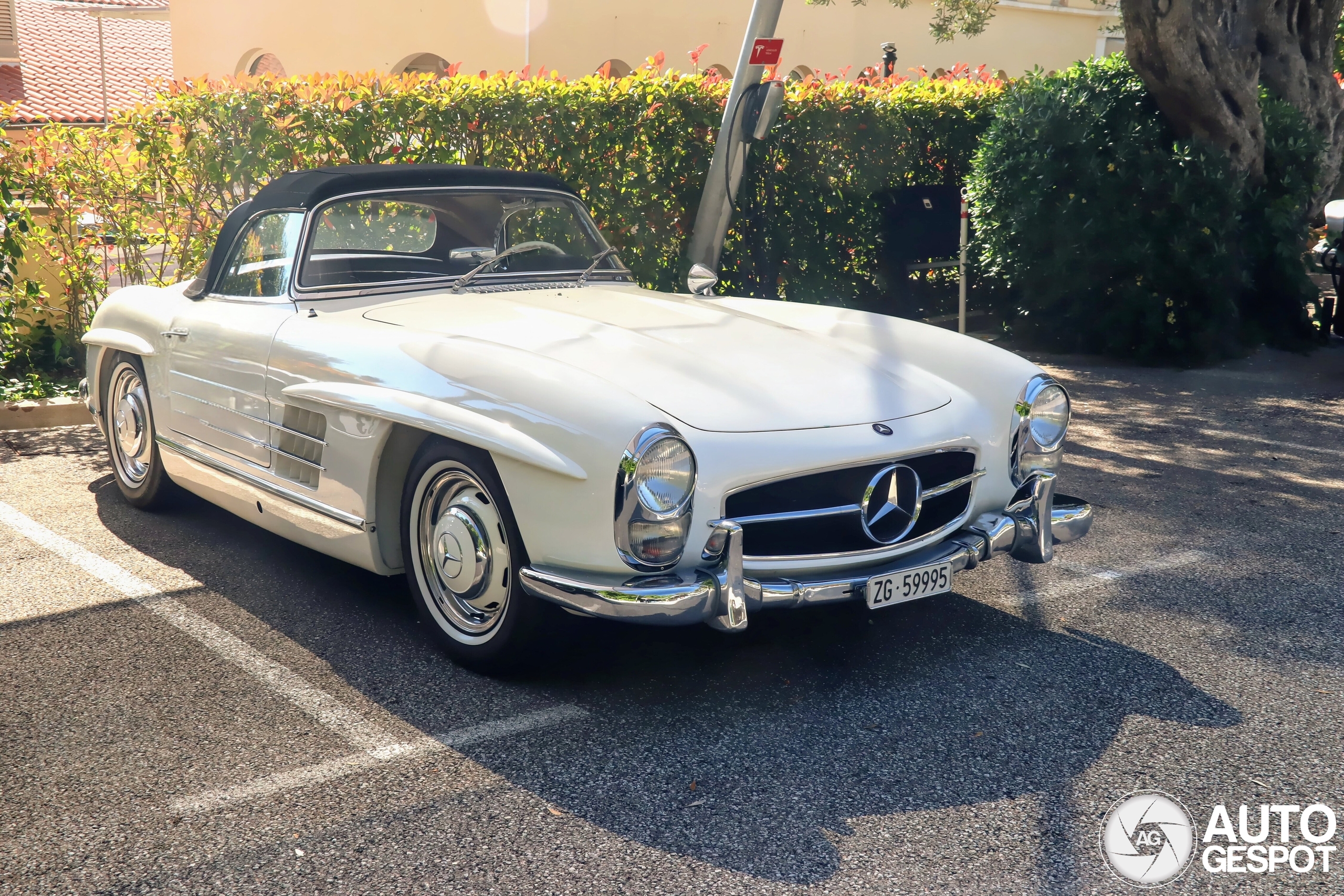 Mercedes-Benz 300SL Roadster