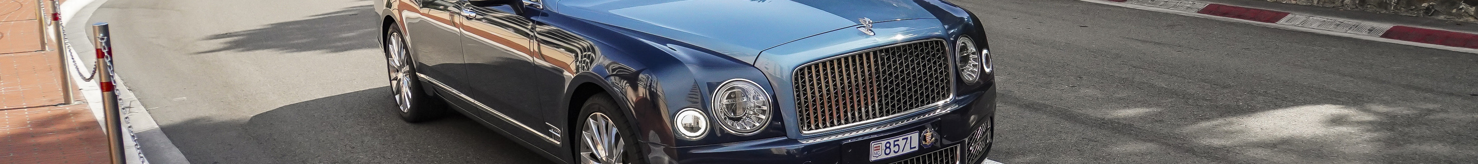 Bentley Mulsanne EWB 2016