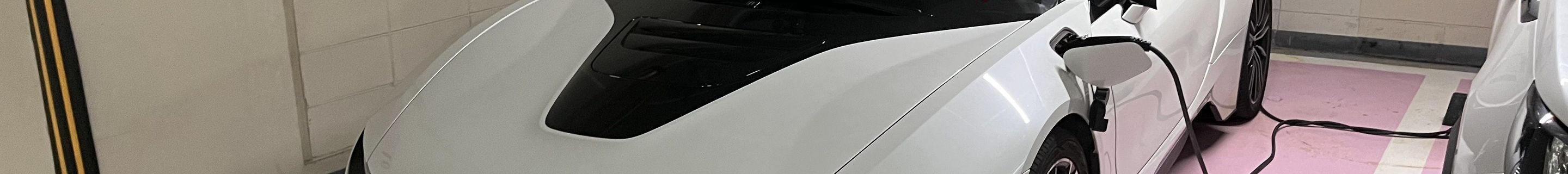 BMW i8 Roadster