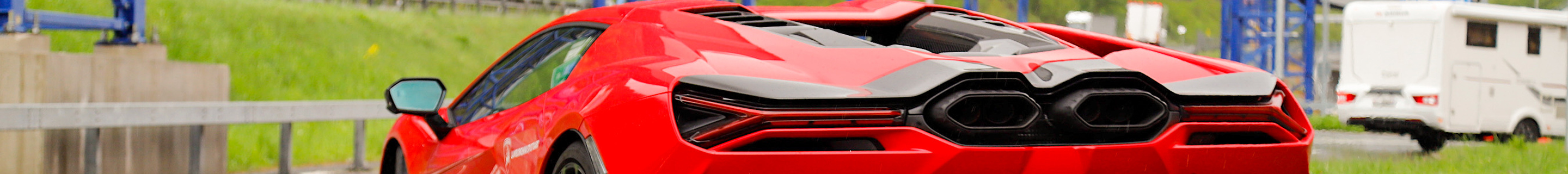 Lamborghini Revuelto