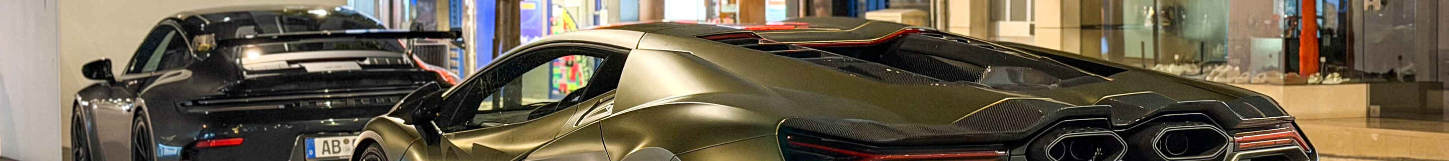 Lamborghini Revuelto