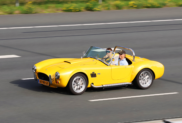 AC Cobra 427