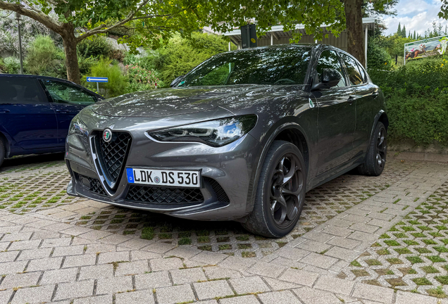 Alfa Romeo Stelvio Quadrifoglio 2023