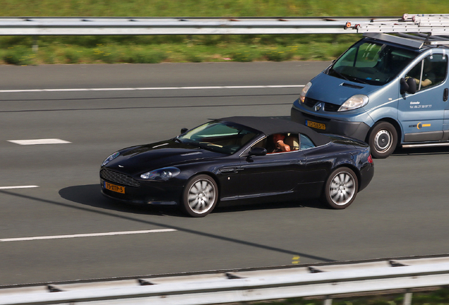 Aston Martin DB9 Volante