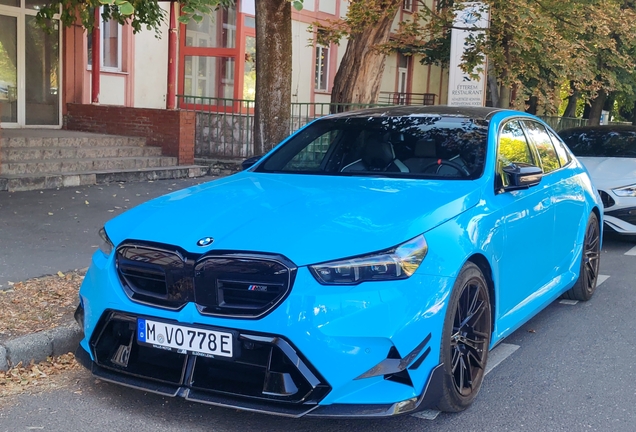 BMW M5 G90
